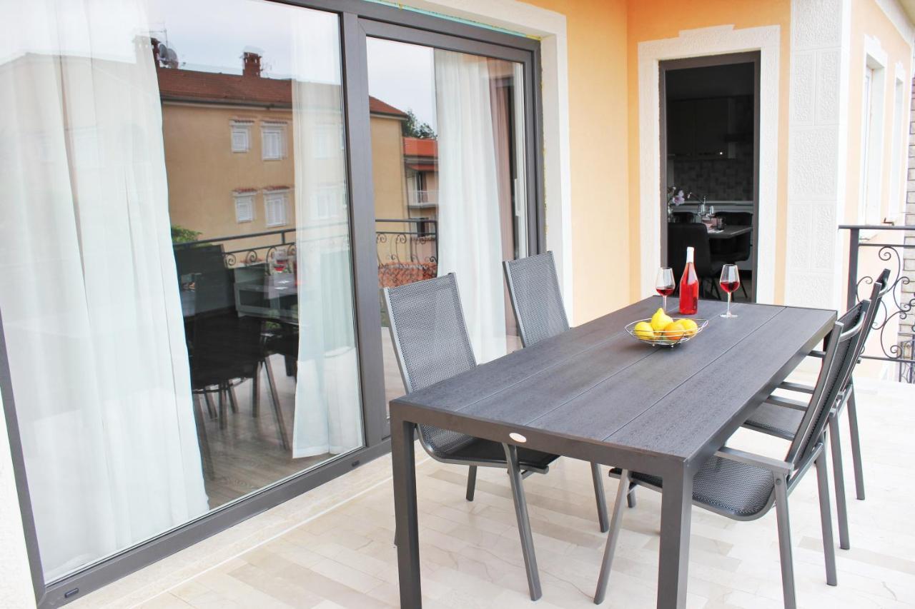 Apartment Zuzic *